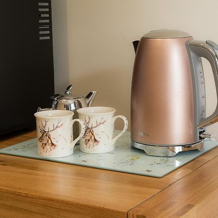 Coupar Angus Aurora Suite B&B المظهر الخارجي الصورة