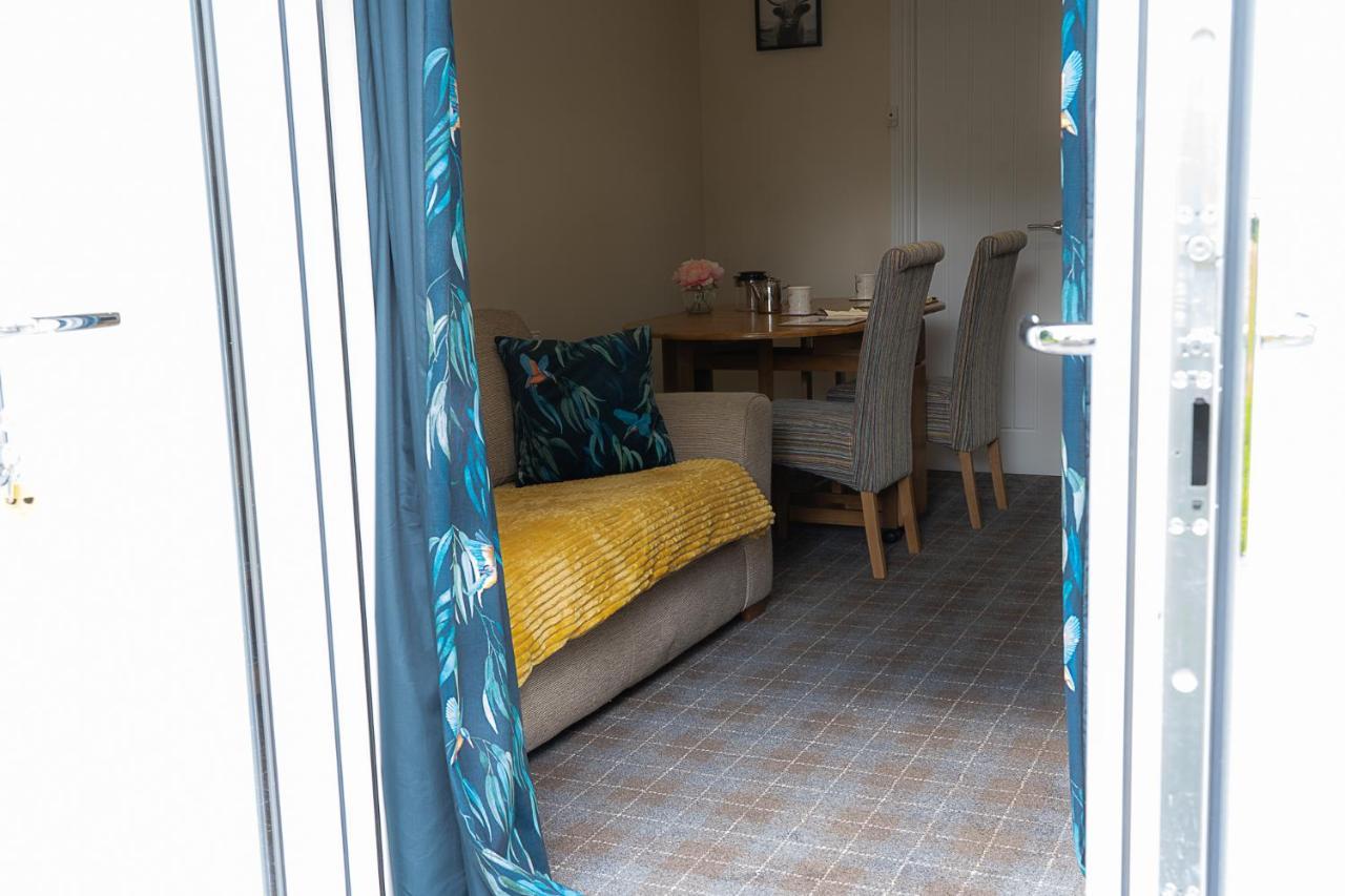 Coupar Angus Aurora Suite B&B المظهر الخارجي الصورة